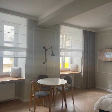 Mey Appartment On Rynok Square ลวีฟ ภายนอก รูปภาพ
