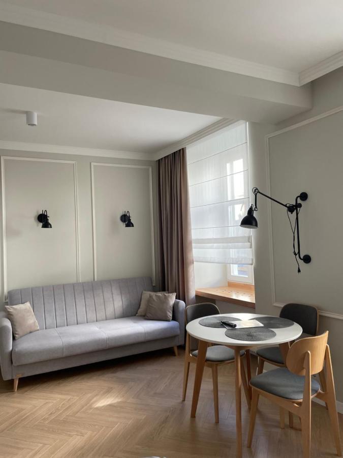 Mey Appartment On Rynok Square ลวีฟ ภายนอก รูปภาพ